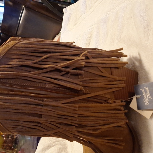 Fringe Suede Ankle Boots - Tan - Picture 5 of 12